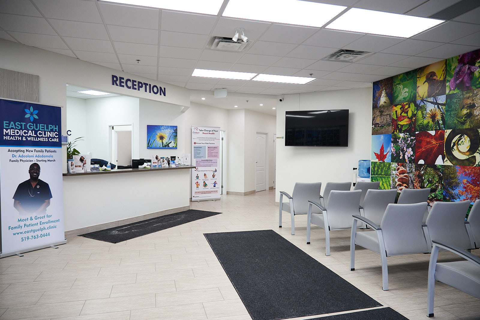 Reception desk and waiting area inside the clinic